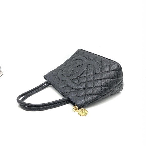 CHANEL Caviar Medallion Tote Bag with Hologram- AUTHENTIC 100% - Picture 6 of 9